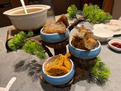 九肚鱼熏鱼带鱼三拼-佬太公海鸭·海鲜大排档(上海总店)