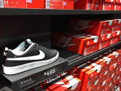 -NIKE上海青浦优选体验店