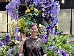 -瑞虹新天地月亮湾