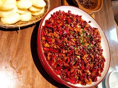 -有红鸡毛店·川菜(建设路店)