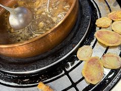 -阿山卓·野生菌火锅·纳西火塘烤肉