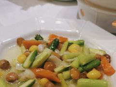 -丰和日丽(瑞虹天地月亮湾店)
