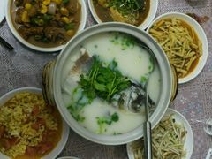 -天乐农家鱼头王(天目湖店)
