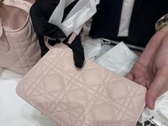 -Dior迪奥(海信广场店)