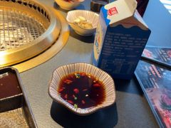 -铭牛烧肉·和牛海鲜自助(高新月牙湖店)
