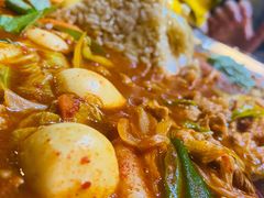 牛肉火山炒年糕-包装马车·韩国料理·포장마차