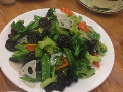 -东北农家小院(定西路店)