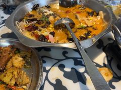 -何哥鲜鱼餐厅(龙湖花园店)