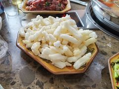 粑粑丝-黄利砖万峰林布依特色酸笋牛肉馆