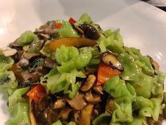云椒独蒜见手青-泓0871臻选云南菜·味庄