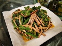 -老兰家传统烧烤炒菜泡馍(小南门店)