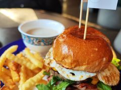 -杭州逸酒店(西湖武林店)