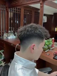 -尼特斯男士发型馆