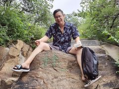 -鬼笑石后山停车场