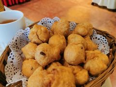 炸鸡蛋泡泡-沣华国际-鼎香食府宴会中心婚宴·寿宴(东郊长乐路店)