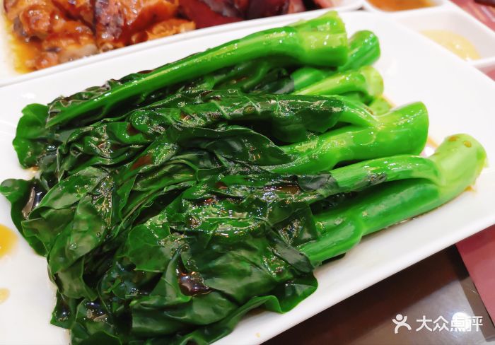 添发烧腊煲仔翅(延平路店)白灼芥蓝图片