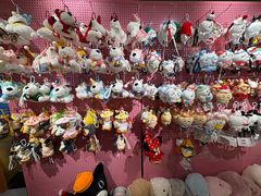 -义乌小商品批发市场(中国小商品城·篁园服装市场店)