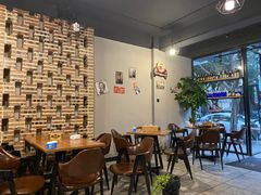 大堂-陈员外正宗夹江烧烤(广福路店)