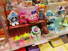 -名创优品(山东青岛华润万象城店)