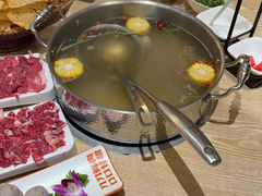 -朱氏牛鼎记鲜牛火锅(山水华庭店)