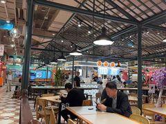 -大食代美食广场(上海中心店)