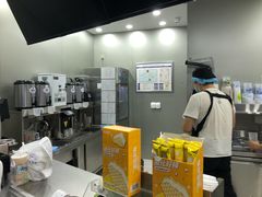 -沪上阿姨·精选茶饮(龙湖滨江天街店)