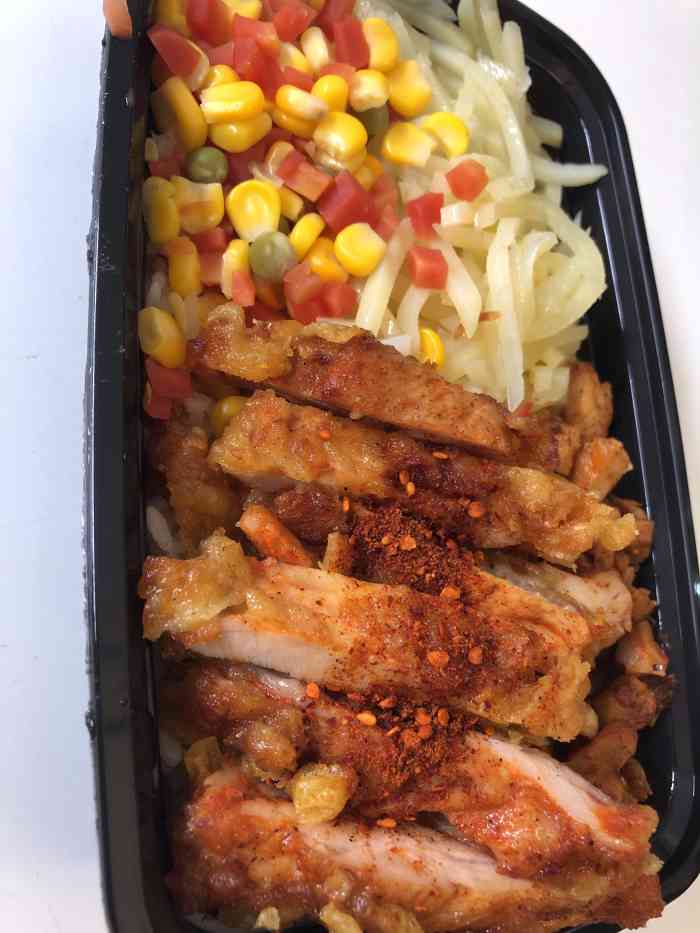 有一家烤肉饭(观音桥店)-"在重庆有很多连锁的特色快餐餐厅,服务态度.