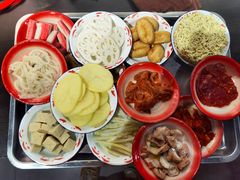 -老街称盘麻辣烫(真武路店)