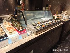 -半岛翡丽海鲜自助餐厅(观风亭店)