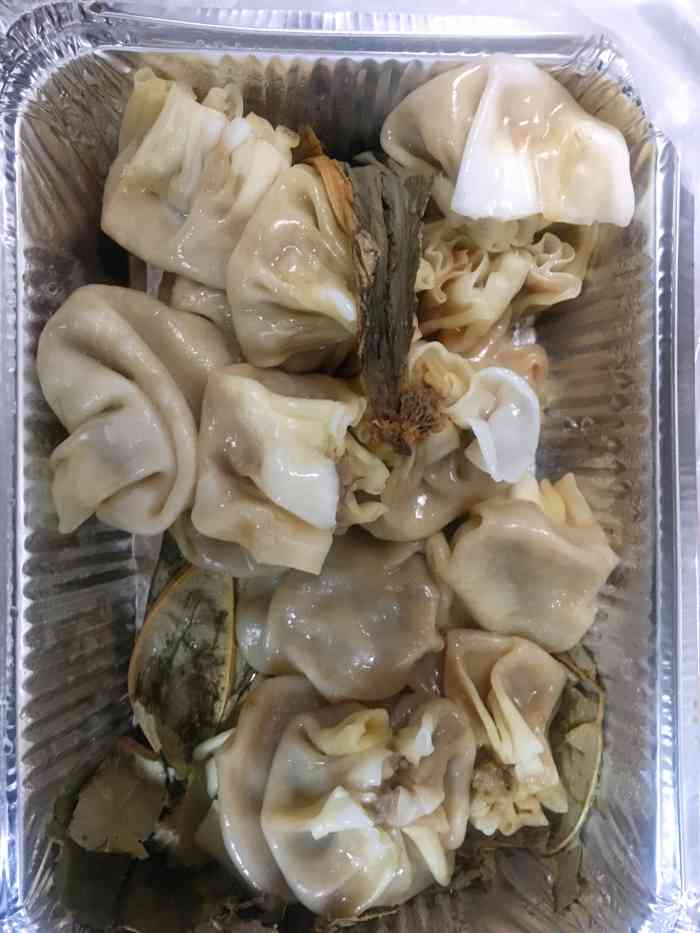 人超级多,打包烧麦,等了近一个小时