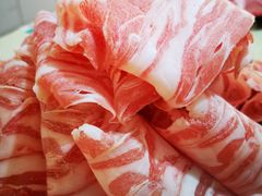 高钙羊肉-洞庭洲·防空洞火锅·烧烤·铜锅涮肉(新百广场店)