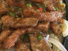 铁板黑椒牛柳-西部马华清真兰州牛肉面·烧烤夜市(关东店)