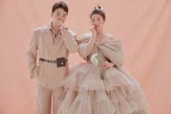 -至臻微拉婚纱摄影