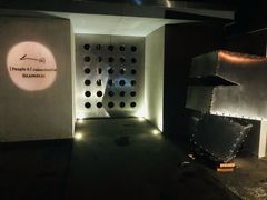 -穹六人间 people 6(岳阳路店)
