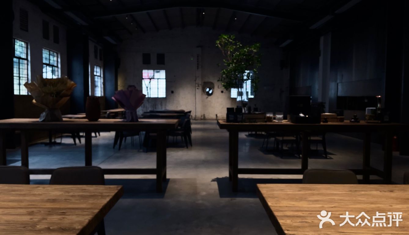 这边kitchen拿下了一片厂房，大搞作
