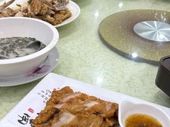 -鹏城人家海鲜酒家·23年老字号(较场尾店)
