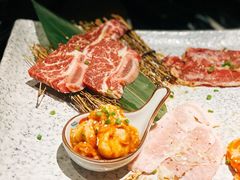 -山川小町·极番烧肉(新地假日广场店)