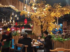 大堂-老滇山寨•云南特色菜•地方菜•民族风情歌舞表演(金碧店)