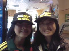 subway姊妹花-赛百味SUBWAY(地王广场店)