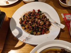 -爱碗亭·鲜炒湖南菜(壹城中心店)