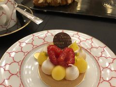 -Salon de The de Joel Robuchon(外滩18号店)
