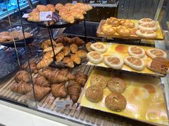 -巴黎贝甜(大宁国际商业广场店)