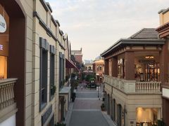 -王府井奥莱临潼小镇(临潼店)