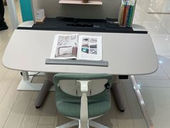 -康朴乐儿童学习桌椅(蓝色港湾店)