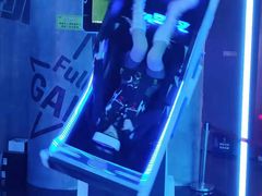 -世代星球·保龄球·镭战真人CS·团建(杨浦店)