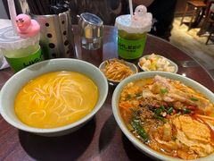-粉家柳州螺蛳粉(杨宅路店)