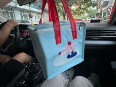 -山与蓝·轻糖鲜果蛋糕(勒泰店)