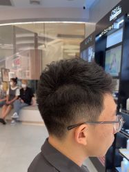 -PE SALON