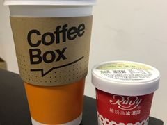 -红宝石·鲜奶小方(万航店)