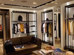 -BURBERRY(上海港汇恒隆广场店)